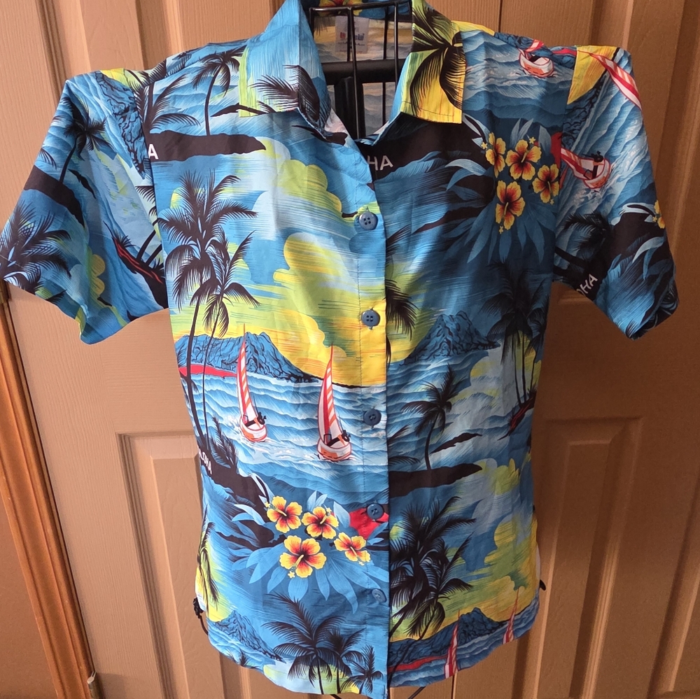 La LeeLa Womens Aloha Hawaiian Button Shirt Blouse Turquoise Sailboat Hibiscus S